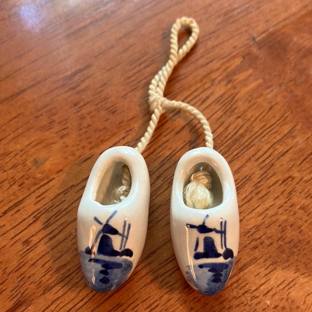 Adorable souvenir tiny hand made ceramic shoes from Holland!
